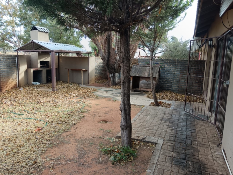 To Let 2 Bedroom Property for Rent in Kuruman Northern Cape